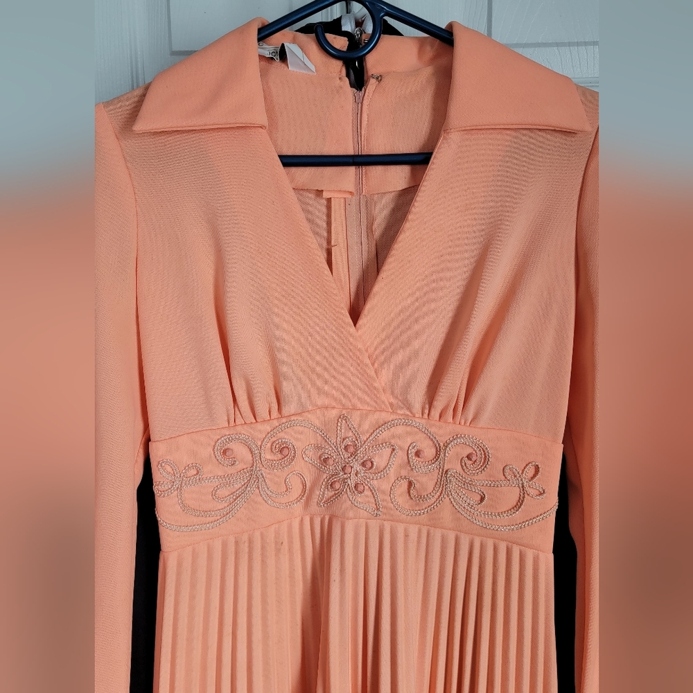 Vintage 1970s JCPenney Pleated Dress